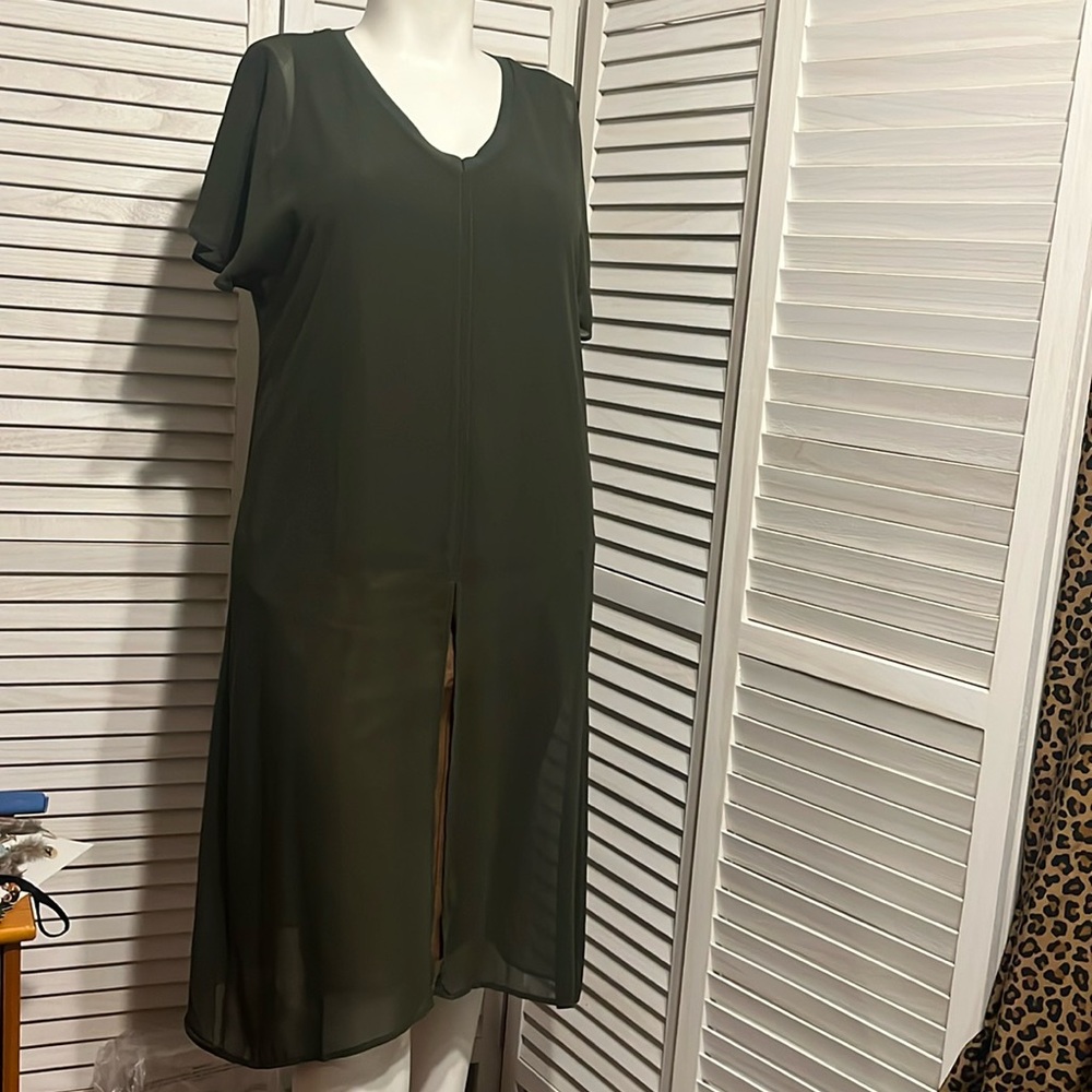 Semi sheer duster top by Colleen Lopez.